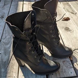 Timberland Earth keep Statham fold over lace up boots leather. FINAL markdown